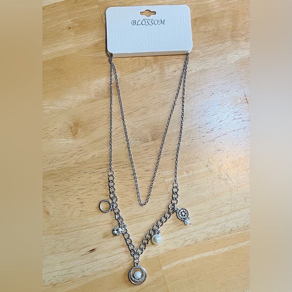 💖 5 for $25 💖 BLOSSOM Silver Layered Charm Necklace